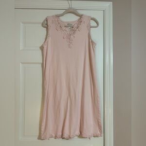 Vintage Pajamagram Pink nightgown with Lace Accents
